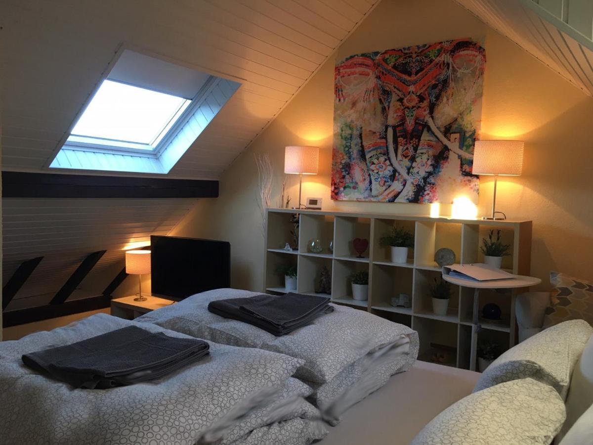 Cozy Attica - With Every Comfort - Berne Apartman Liebefeld Kültér fotó