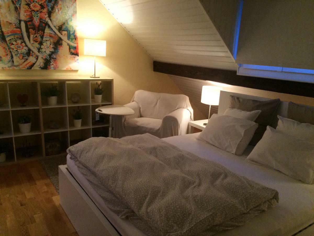 Cozy Attica - With Every Comfort - Berne Apartman Liebefeld Kültér fotó